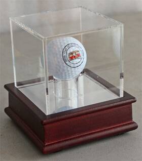 Gb13-7c-q2 Displaygifts Golf Ball Holder Cube On A Cherry Color Plastic Stand - 2 Pack