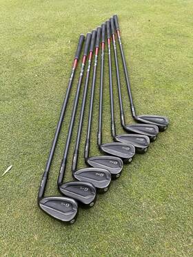 G710 Ping 5-uw 8 Clubs Black Dot S Graphite Shafts. Played For A Few Months