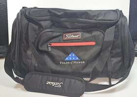Ta20pbb-06 Titleist Players Black Folds Of Honor Duffel Bag