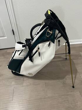 121232323 Vessel 2023 Season Masters Opener Player Pro Stand Green White Gold Golf Bag