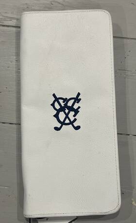 22212222222222222 Winston Collection Golf Glove Stash Book Congressional Country Club White