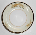 Wako Japan Porcelain China #2403 Bamboo W/gold Fruit Bowl. Fixed Price $10.12.