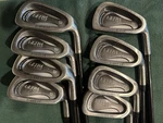 Wilson Ultra 432 Oversize Golf Club Set Rh Graphite 3-PW Men Flex. Fixed Price $90.00.