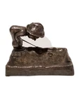 Meriden Silver Plate Golfer Figural Man Coin Ash Tray Ball One Footprint. Fixed Price $75.00.
