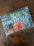 Tommy Bahama Tropical Swag Golf Towel Hibiscus Pineapple Floral Microfiber Nwt. Fixed Price $21.95.
