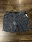 Under Armour Golf Ua Drive Printed Tapered 8" Shorts Mens Size 40 Blue $75. Fixed Price $35.99.